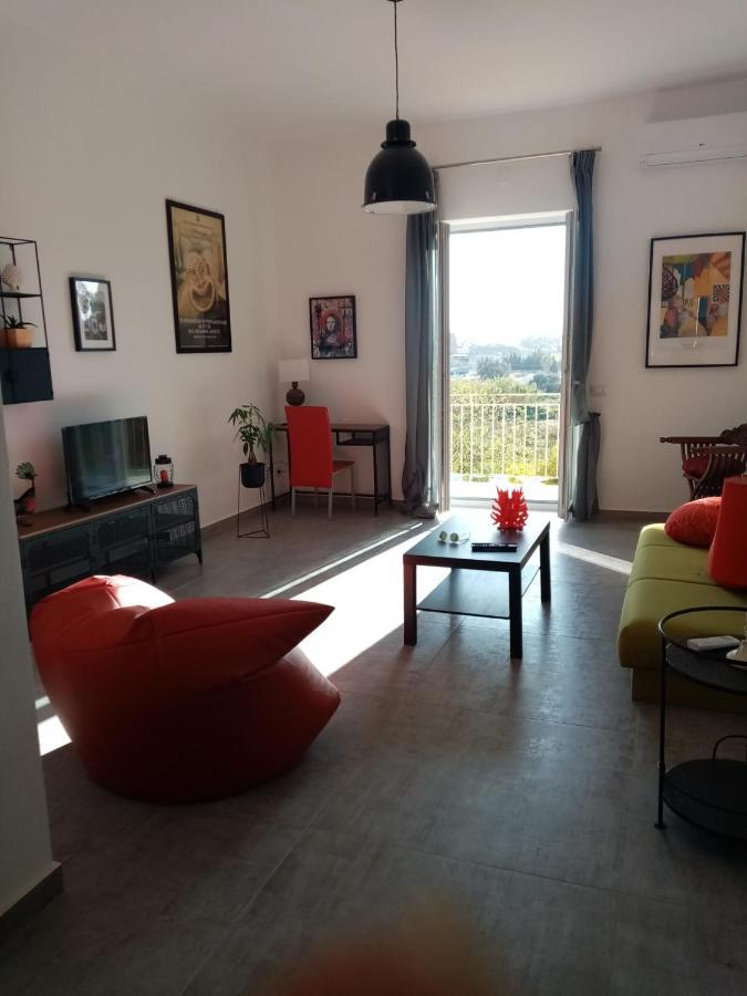 Lo Scorcio Della Neapolis Accogliente Appartamento Pressi Parco Neapolis Syrakusa Exteriör bild